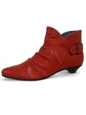 Vagabond Red Leather Ankle Boots with Buckle Size 37 NWOT